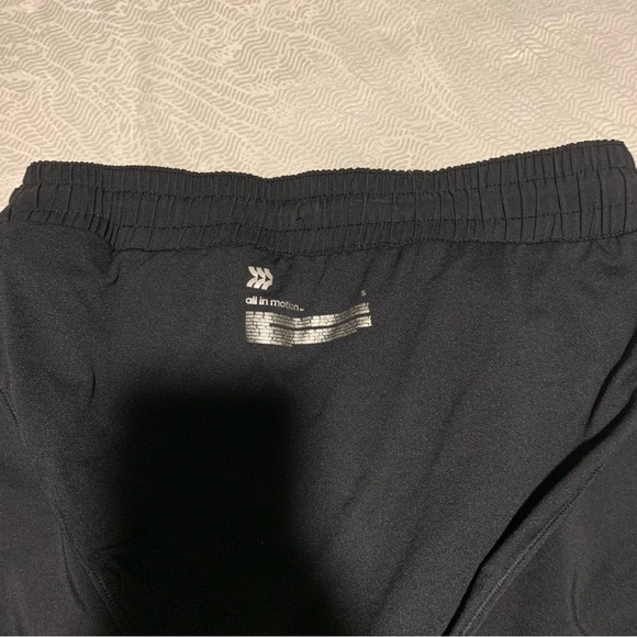 Size S workout shorts Target brand - Picture 4 of 6